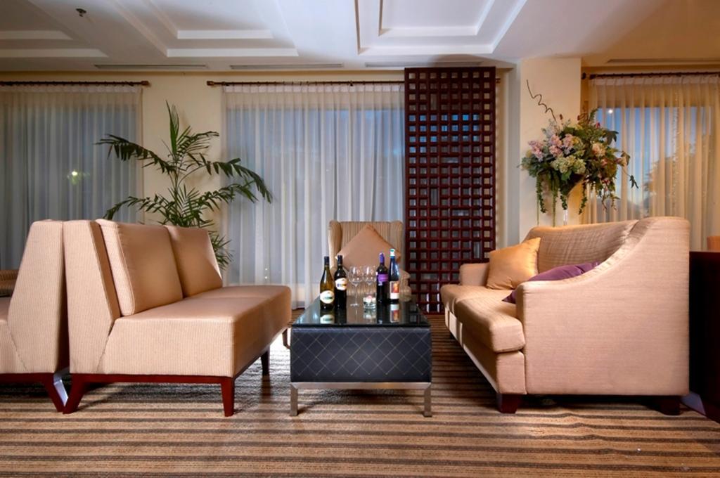 Hotel Gran Puri Manado Exteriér fotografie